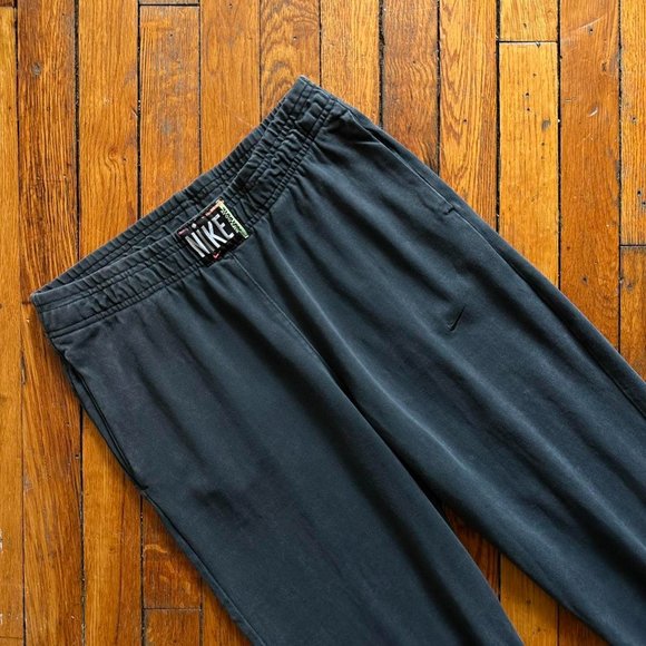 Nike Retro Men Grey Stonewash Faded‎ Swoosh Logo High Rise Jogger Sweatpants - Picture 2 of 6